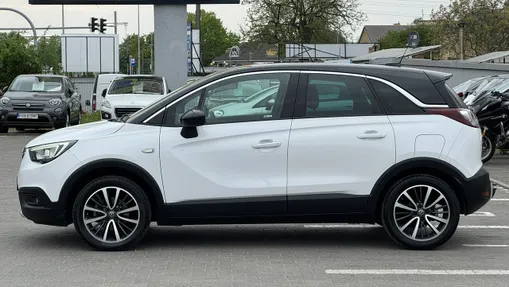 OPEL Crossland X -