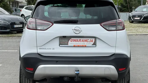 OPEL Crossland X -