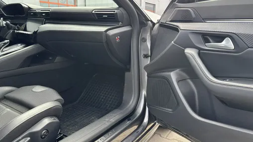 PEUGEOT 508 -