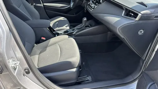 TOYOTA Corolla -