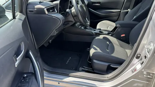 TOYOTA Corolla -