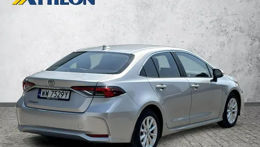 TOYOTA Corolla -