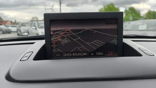 PEUGEOT 3008 -