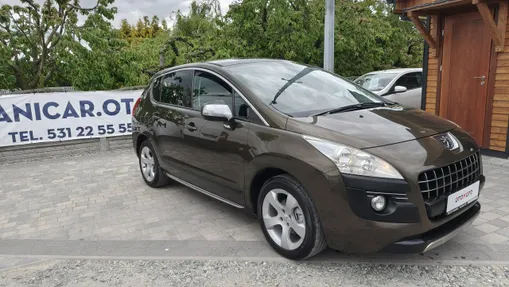 PEUGEOT 3008 -