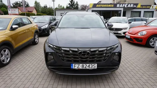 HYUNDAI Tucson -
