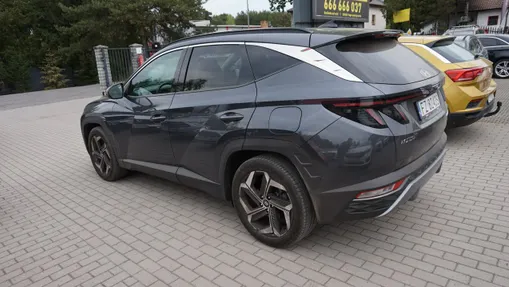 HYUNDAI Tucson -