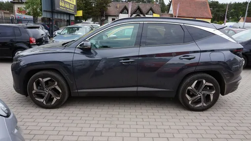 HYUNDAI Tucson -