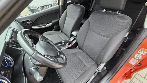 SUZUKI Baleno -