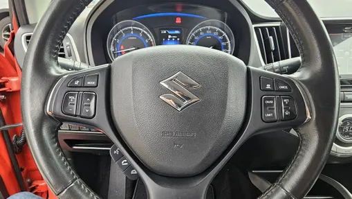 SUZUKI Baleno -