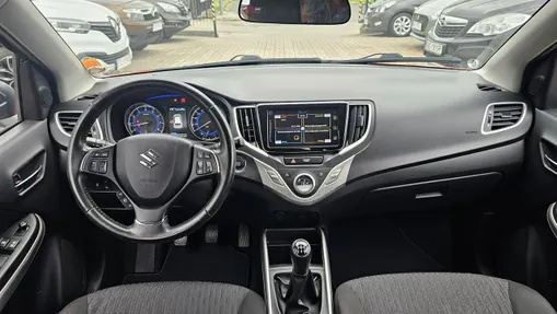 SUZUKI Baleno -