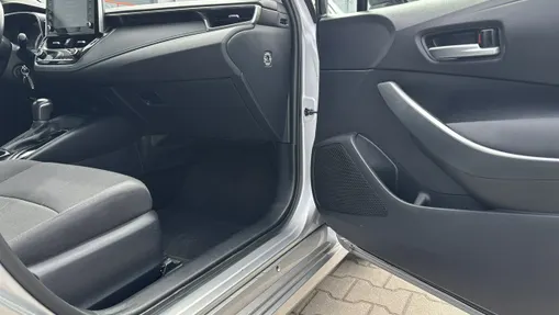 TOYOTA Corolla -
