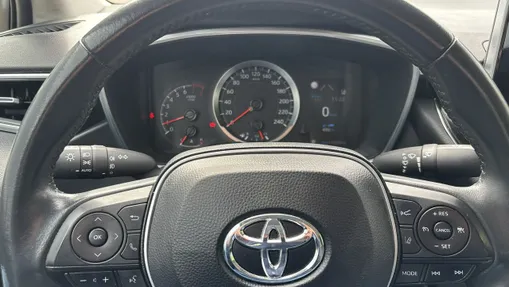TOYOTA Corolla -