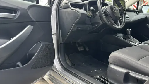 TOYOTA Corolla -