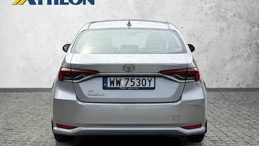 TOYOTA Corolla -