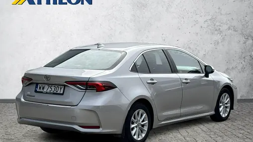 TOYOTA Corolla -