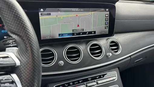 MERCEDES-BENZ E Klasa -
