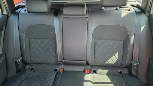SKODA Superb -