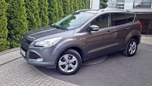 FORD Kuga -