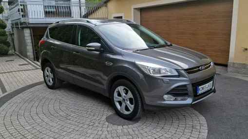 FORD Kuga -