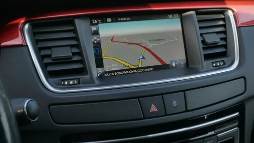 PEUGEOT 508 -