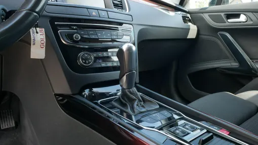 PEUGEOT 508 -