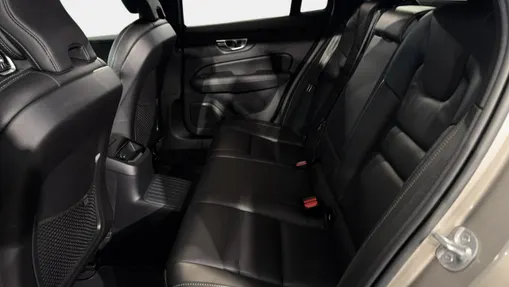 VOLVO V60 V60 T8 AWD Plug-In Hybrid R-Design aut