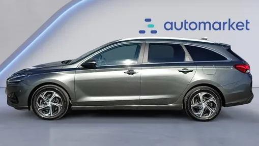 HYUNDAI i30 i30 1.5 T-GDI 48V Smart