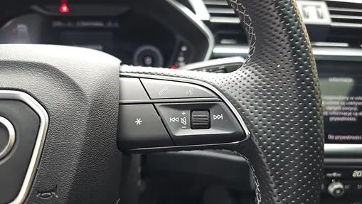AUDI Q3 Q3 35 TFSI mHEV S-Line S tronic