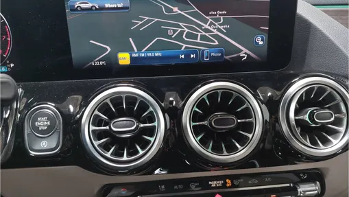 MERCEDES-BENZ GLA GLA 200 mHEV Progressive 7G-DCT