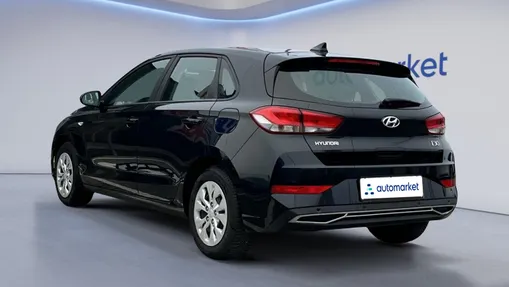 HYUNDAI i30 i30 1.5 DPI Modern