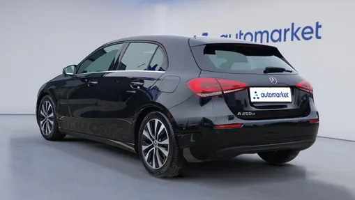 MERCEDES-BENZ A Klasa A 200 d Progressive 8G-DCT