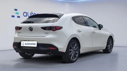 MAZDA 3 3 2.0 mHEV Hikari