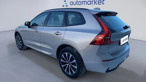 VOLVO XC60 XC60 B5 B AWD Plus Dark aut