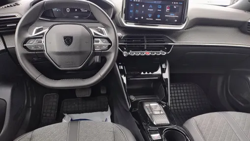 PEUGEOT 2008 2008 PureTech 130 Allure S&S EAT8