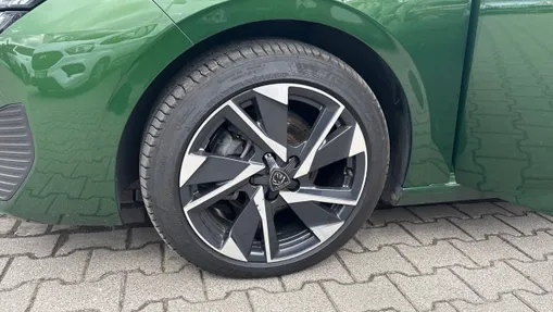 PEUGEOT 308 308 1.2 PureTech Allure Pack S&S EAT8
