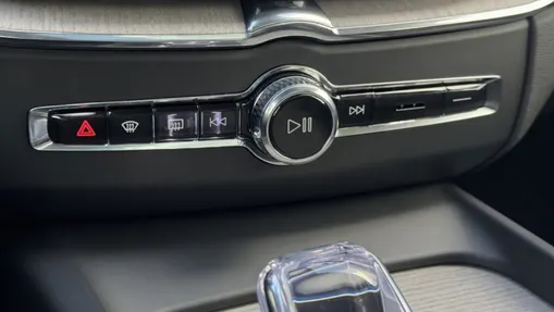 VOLVO XC60 XC60 T6 Plug-In Hybrid AWD Ultra Bright aut