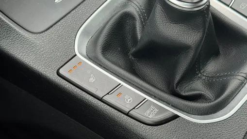 HYUNDAI i30 i30 1.5 T-GDI 48V Executive