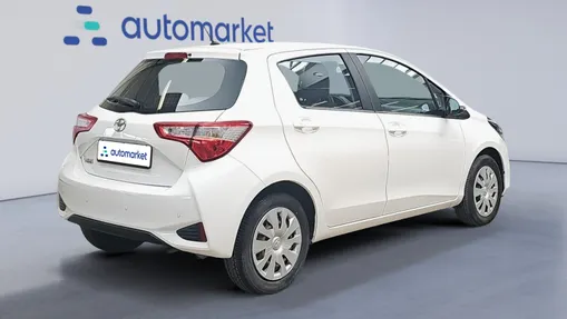 TOYOTA Yaris Yaris 1.0 Active