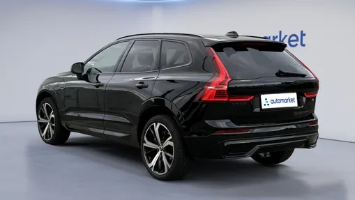 VOLVO XC60 XC60 T6 Plug-In Hybrid AWD Plus Dark aut