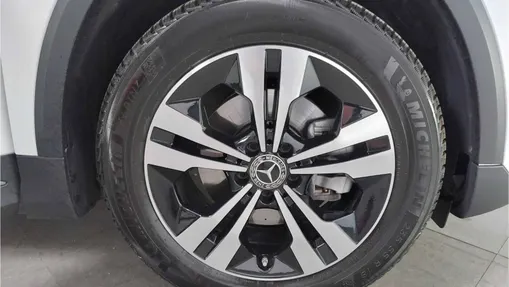 MERCEDES-BENZ GLA GLA 200 mHEV Progressive 7G-DCT