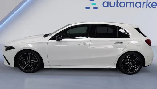 MERCEDES-BENZ A Klasa A 220 4-Matic AMG Line 8G-DCT
