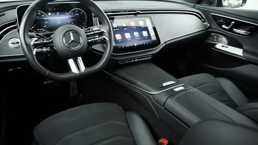 MERCEDES-BENZ E Klasa E 220 d mHEV 4-Matic AMG 9G-Tronic