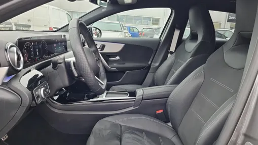 MERCEDES-BENZ A Klasa A 250 e PHEV AMG Line 8G-DCT