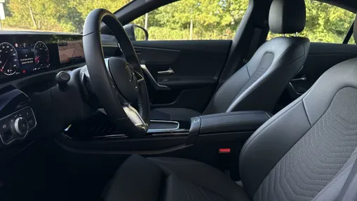 MERCEDES-BENZ CLA CLA 180 mHEV Progressive 7G-DCT