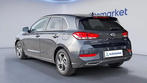 HYUNDAI i30 i30 1.0 T-GDI Smart