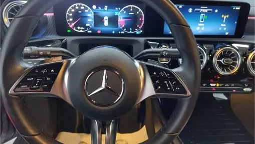 MERCEDES-BENZ CLA CLA 200 d Progressive 8G-DCT
