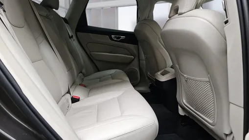 VOLVO XC60 XC60 B4 D AWD Inscription aut