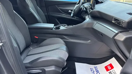 PEUGEOT 5008 5008 1.5 BlueHDi Allure Pack S&S EAT8