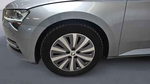 SKODA Superb Superb 2.0 TDI SCR Style