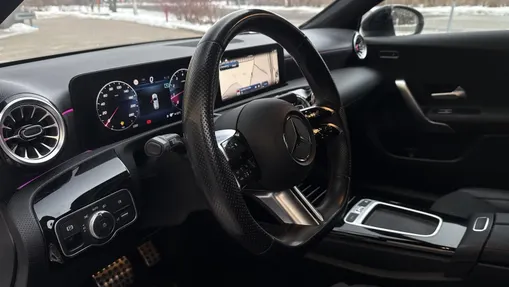 MERCEDES-BENZ A Klasa A 200 AMG Line 7G-DCT